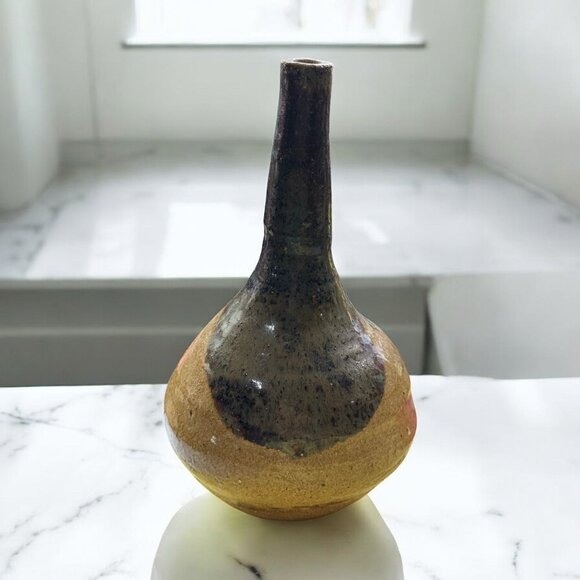 Studio Drip Art Pottery Handmade Stoneware Bulbous Bud Vase 7.75 in. Tall Signed - Picture 1 of 6